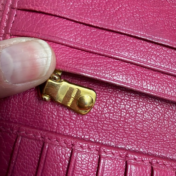 Miu Miu Fuchsia Leather Long Flap Wallet with Gold Logo - Picture 5 of 16